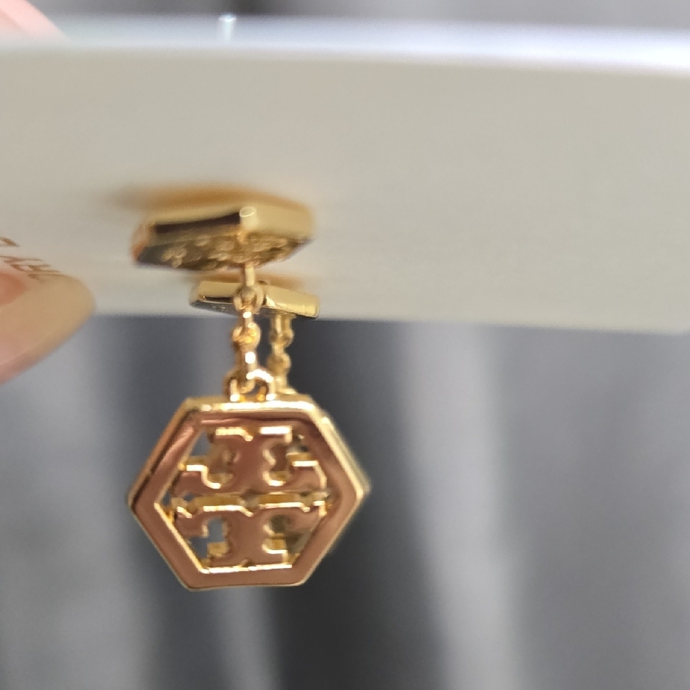 Tory Burch Gold Hexagon Drop Earrings NWOT - Picture 4 of 5